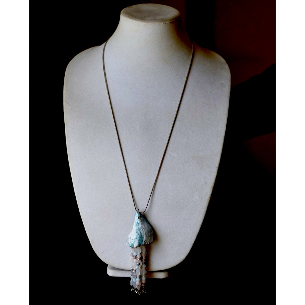 Shell jelly fish beaded silver long necklace
